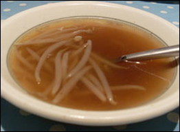 Beansprout soup picture