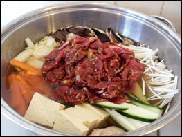 Bulgogi Jeongol in a saucepan